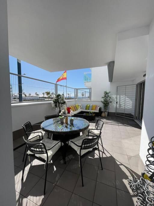 Apartamento Duna Beach Primera Linea De Playa Torrox Bagian luar foto