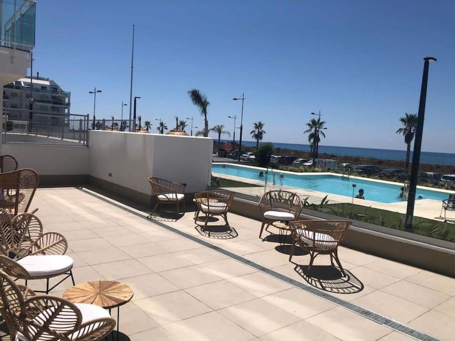 Apartamento Duna Beach Primera Linea De Playa Torrox Bagian luar foto